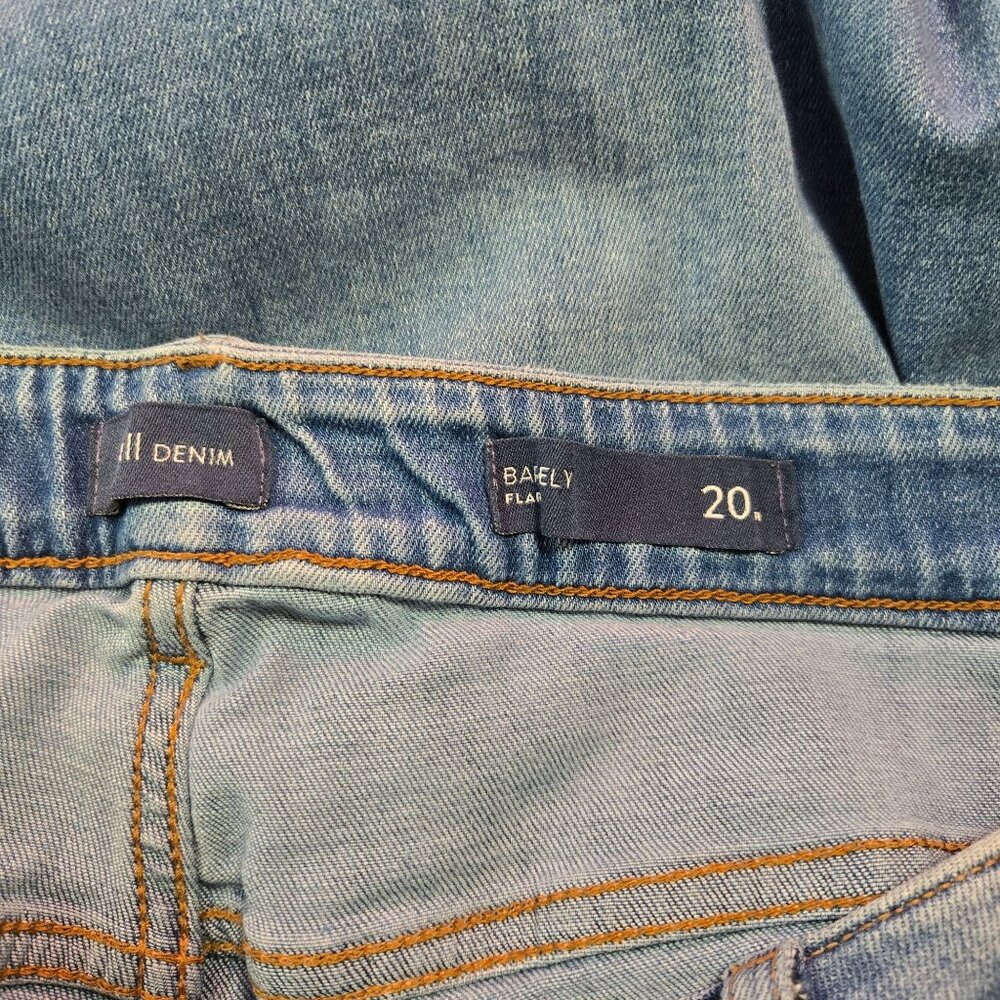 J.Jill Denim Barely Flare Burbank Wash Blue Jeans Womens Size 20 - Picture 9 of 12